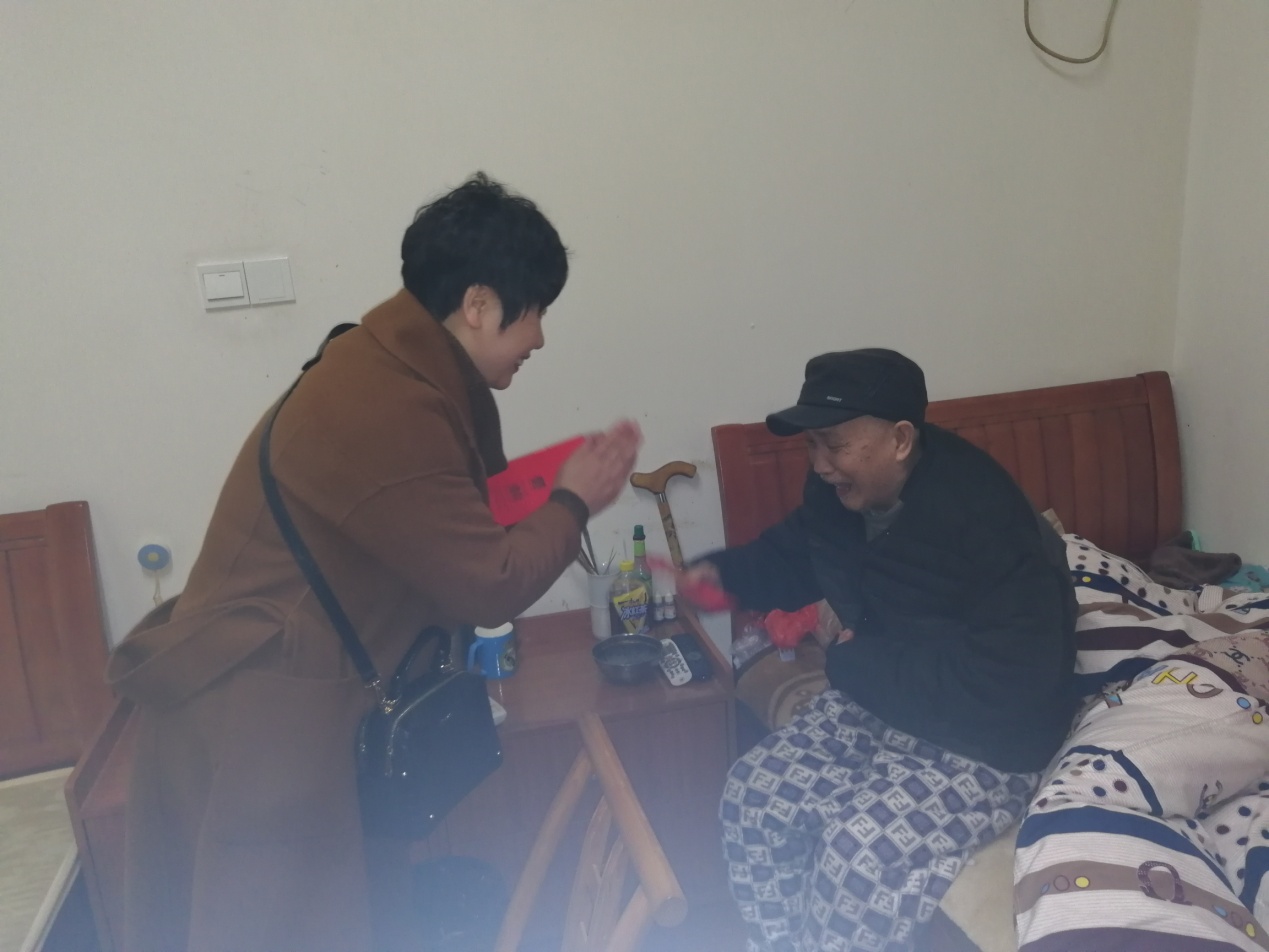 溫情滿除夕，愛心暖人心
